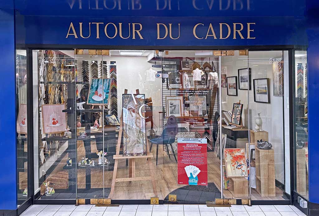 Autour du cadre (Tours)